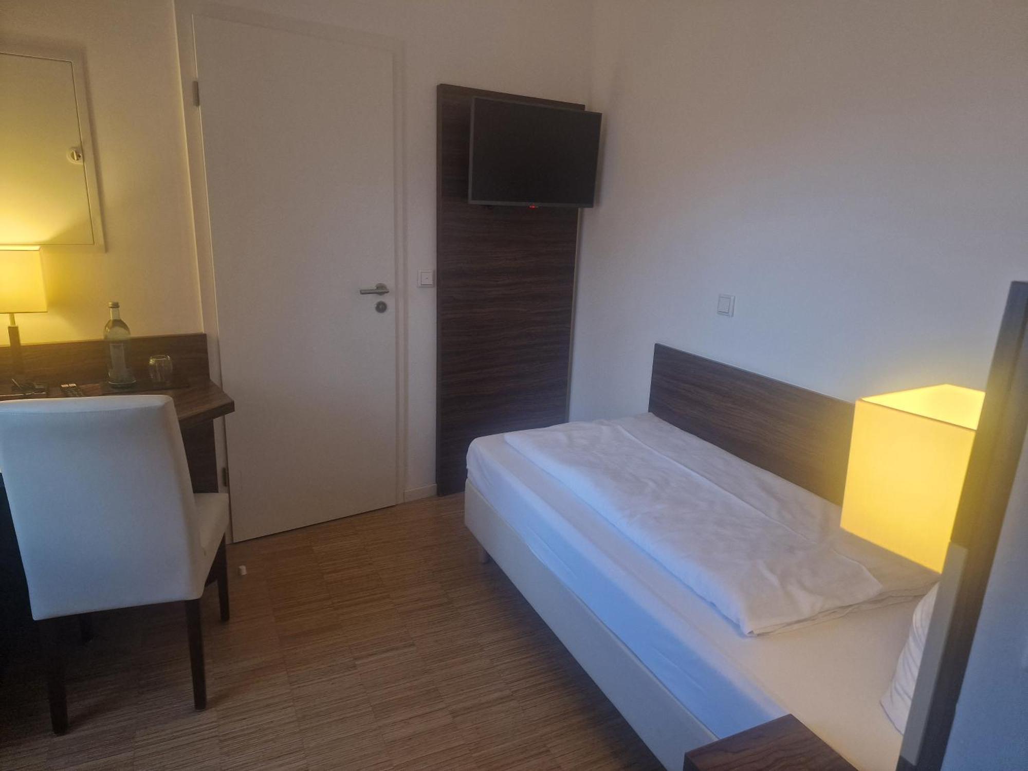 Halber Mond Hotel 3*